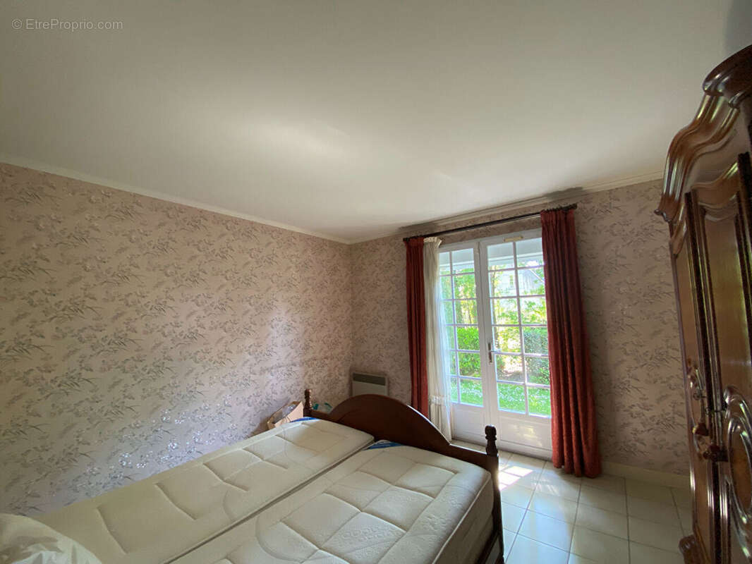 Maison à SAINT-CYR-SUR-LOIRE