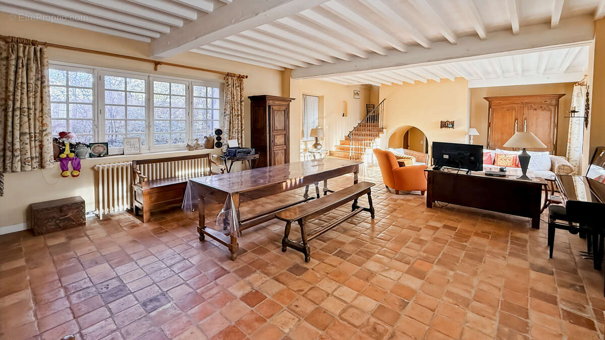 Maison à AUTOUILLET