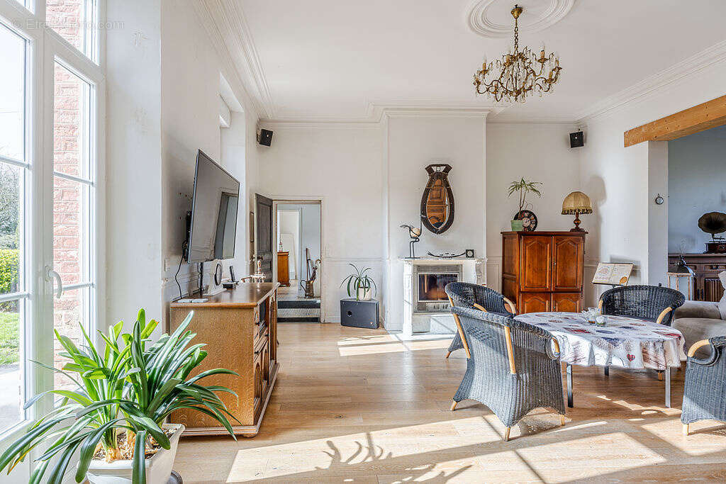 Maison à LIANCOURT-FOSSE