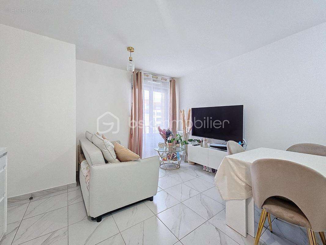 Appartement à CHELLES