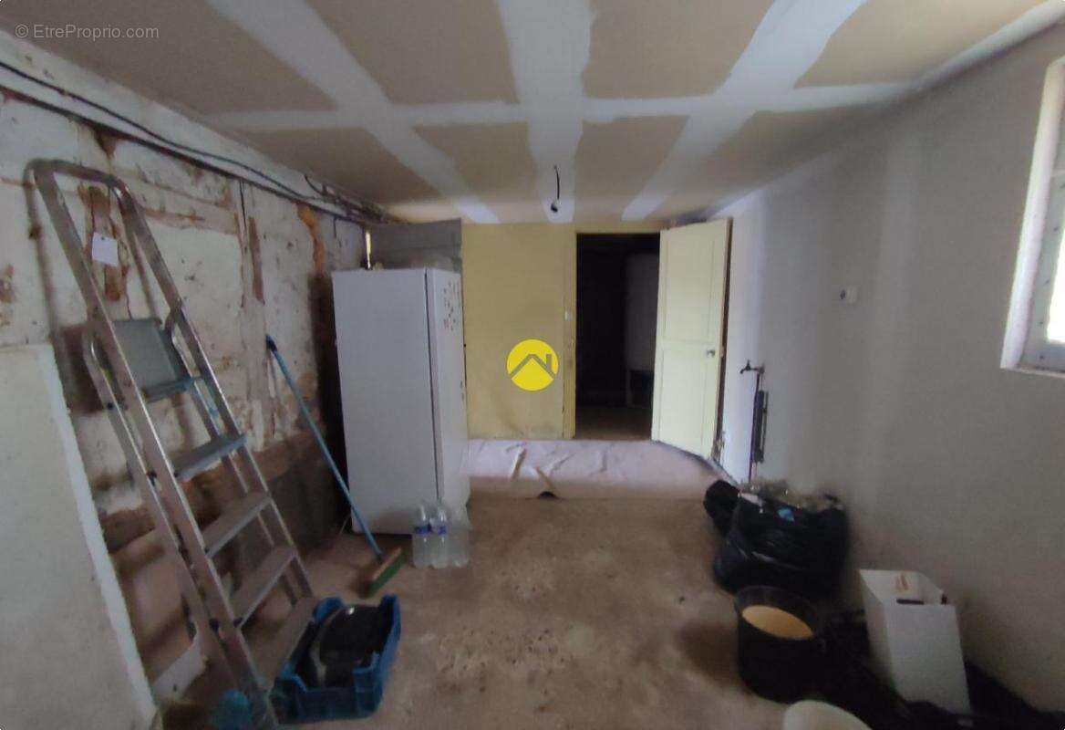 Maison à VAILLY-SUR-SAULDRE