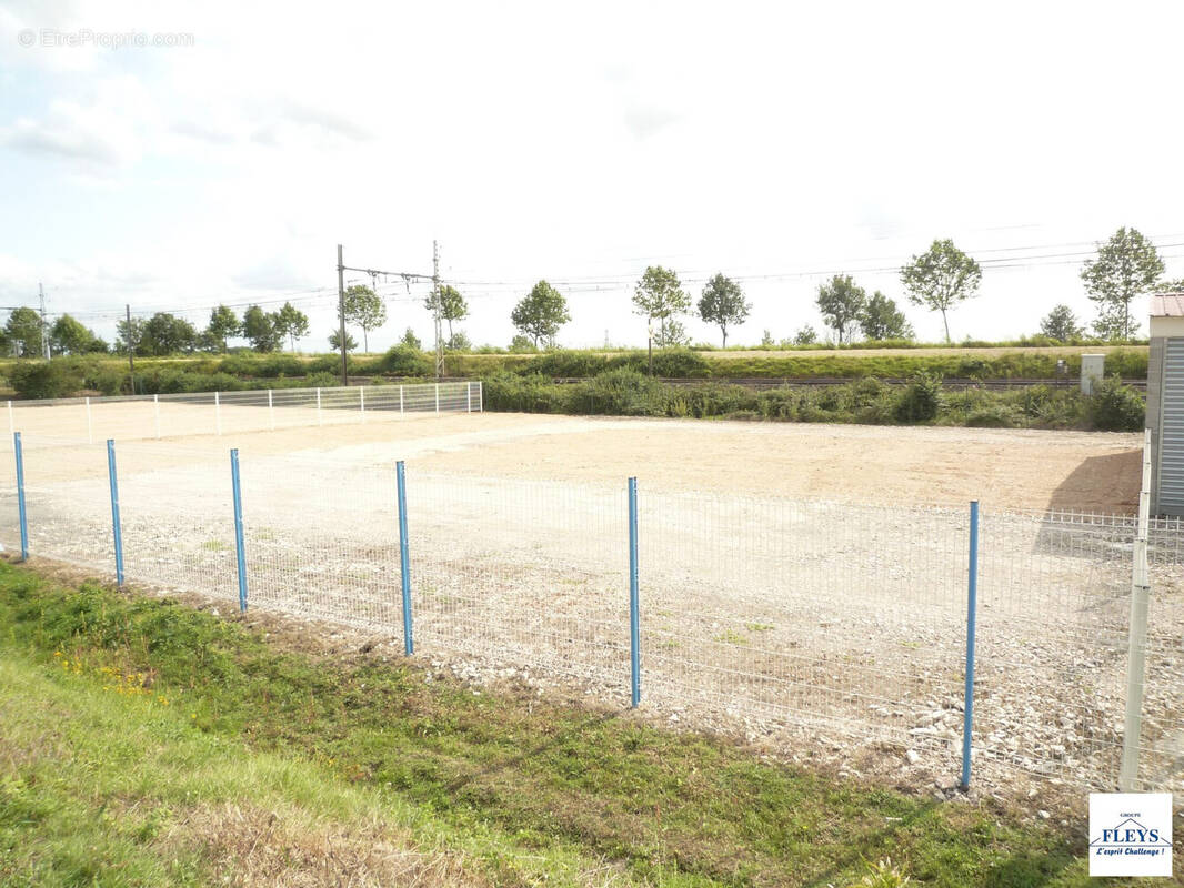 Terrain à POMPIGNAN