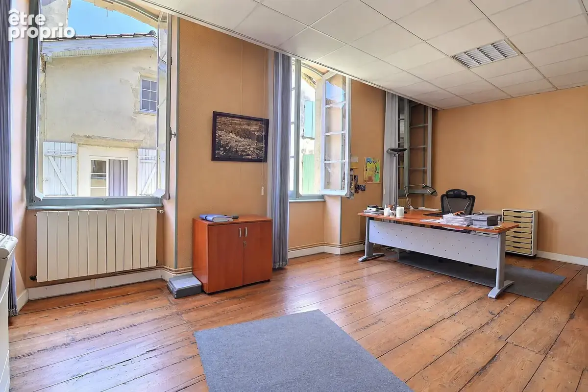 Bazas – immeuble de caractère à fort potentie - photo 4