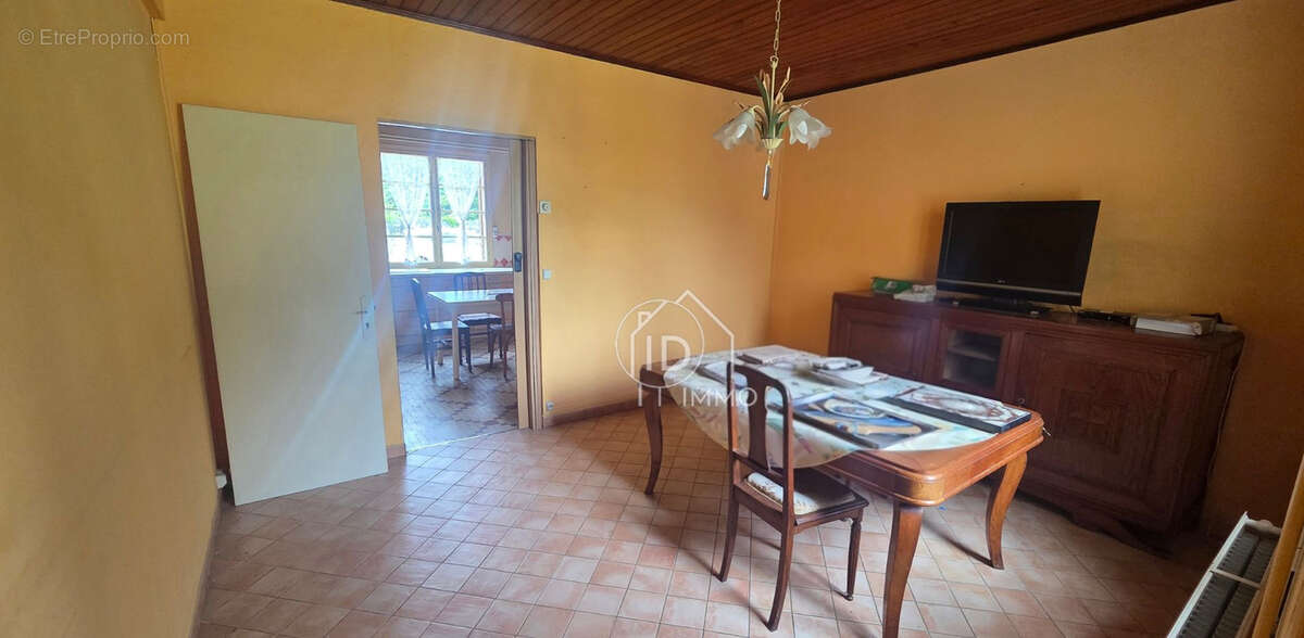 Maison à MONTPON-MENESTEROL