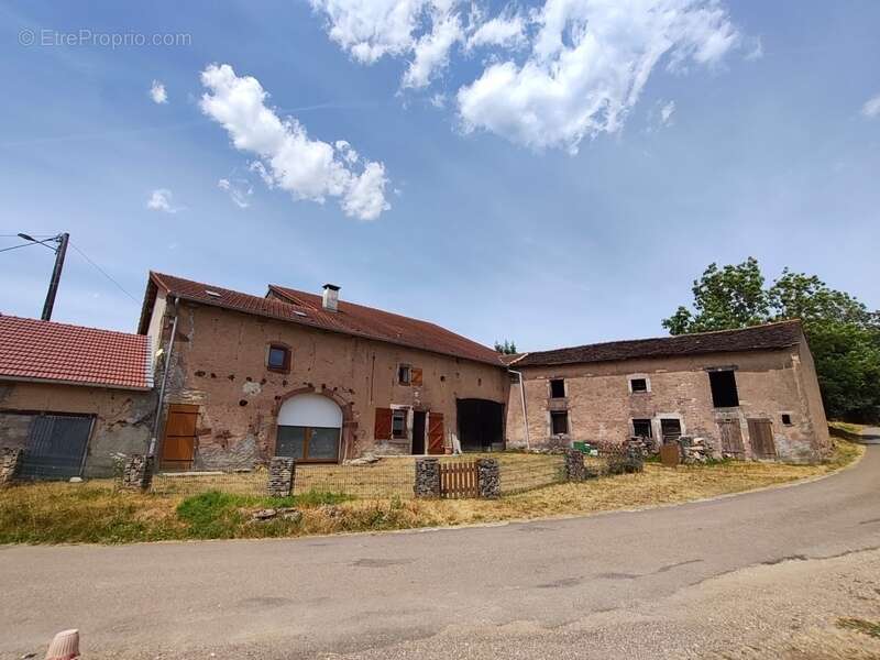 À découvrir : Authentique corps de ferme rénové avec charme secteur des milles étangs - photo 4
