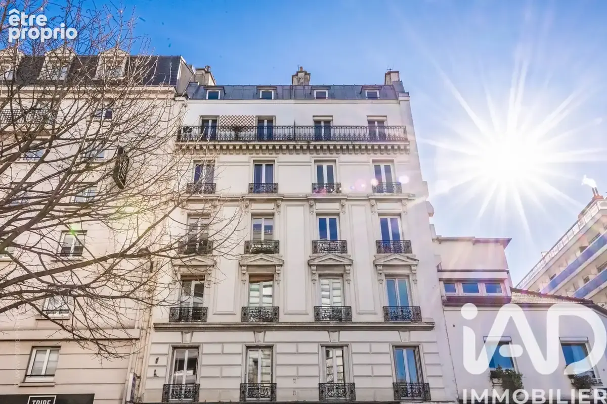 Photo 1 - Appartement à PARIS-17E