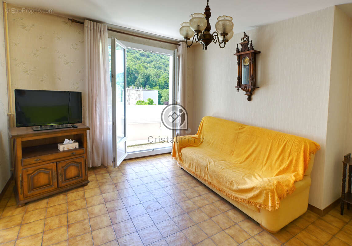 Appartement à DOMENE