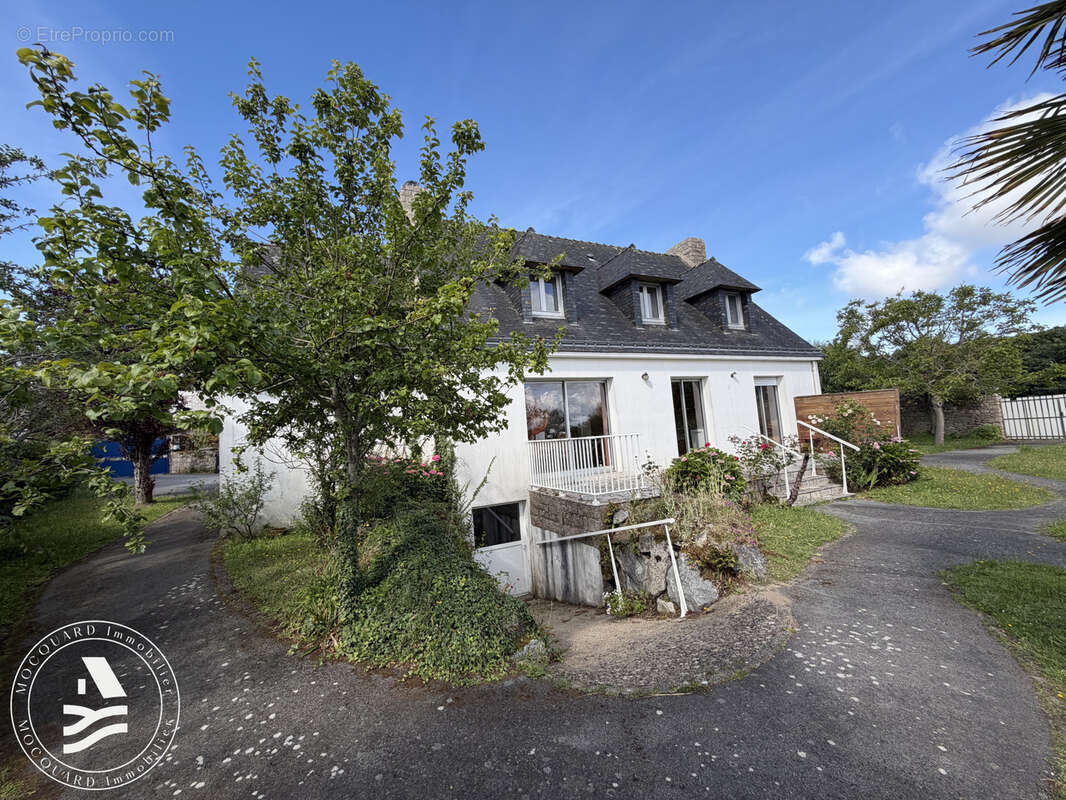 Maison à LOCMARIAQUER