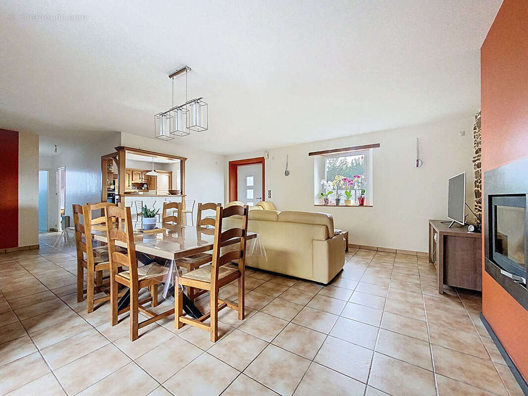 Maison à MARZAN