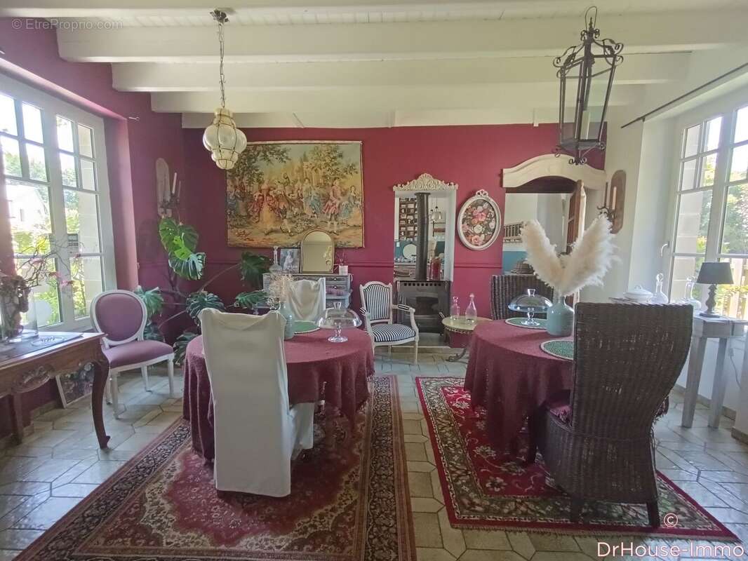 Maison à HENANBIHEN