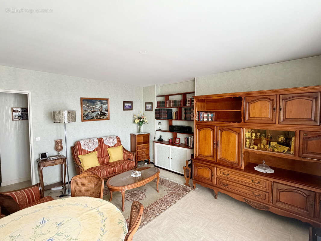 Appartement à THIAIS