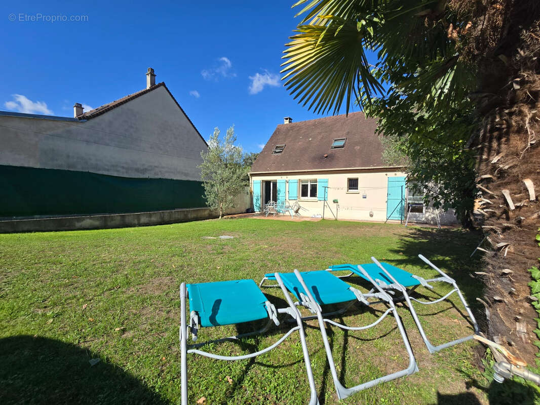 Maison à VILLEMOMBLE
