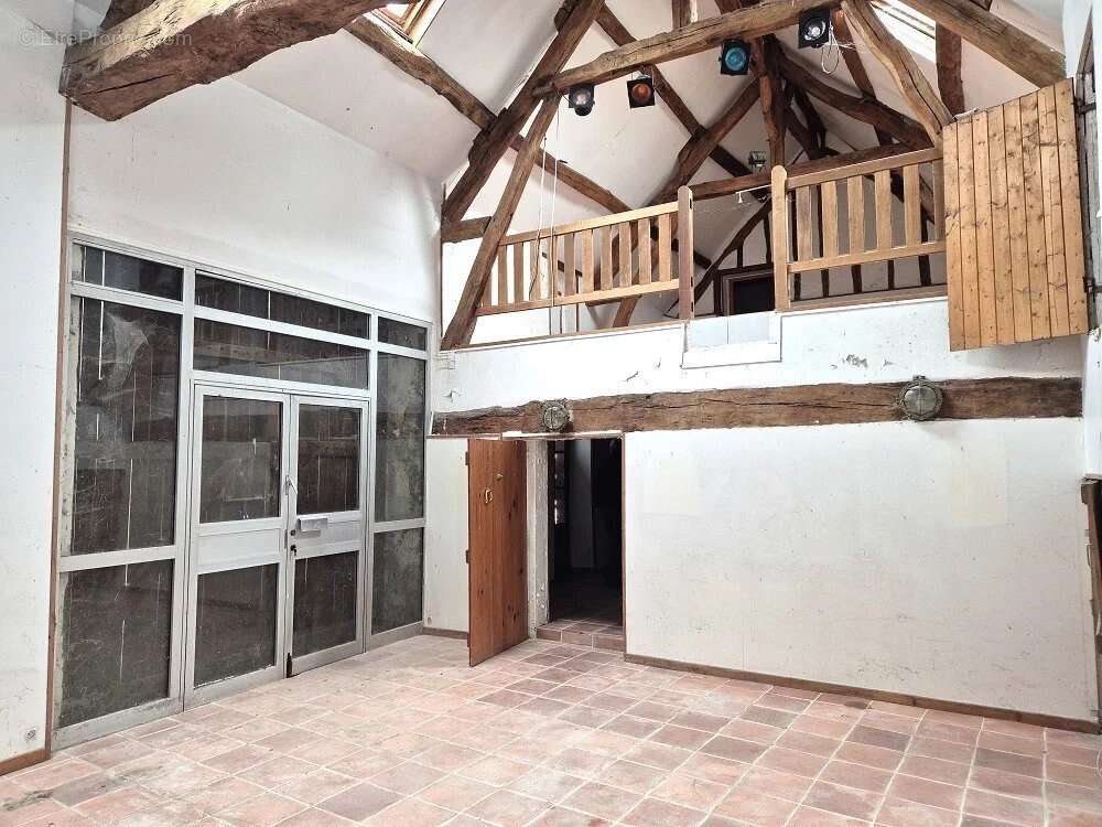 Maison à BEAUNE-LA-ROLANDE