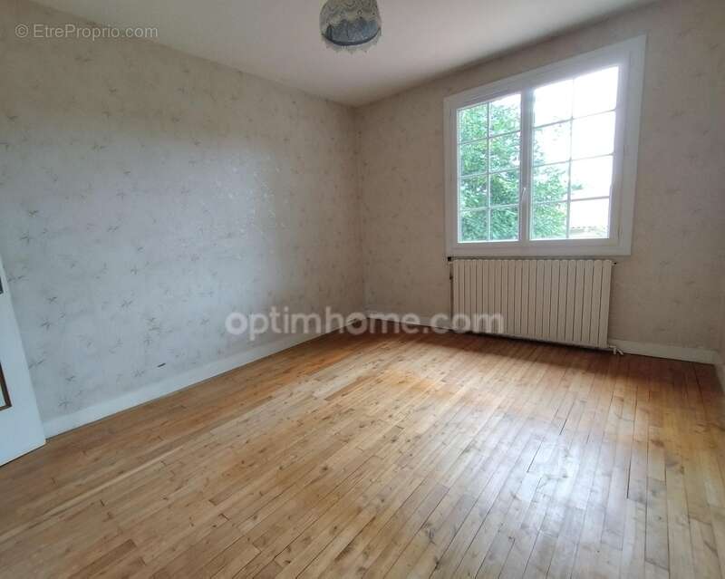 CHARENTE, VAL DE BONNIEURE, Maison sur sous-sol, 3 chambres, garage, terrain arboré 1457 m² - photo 11