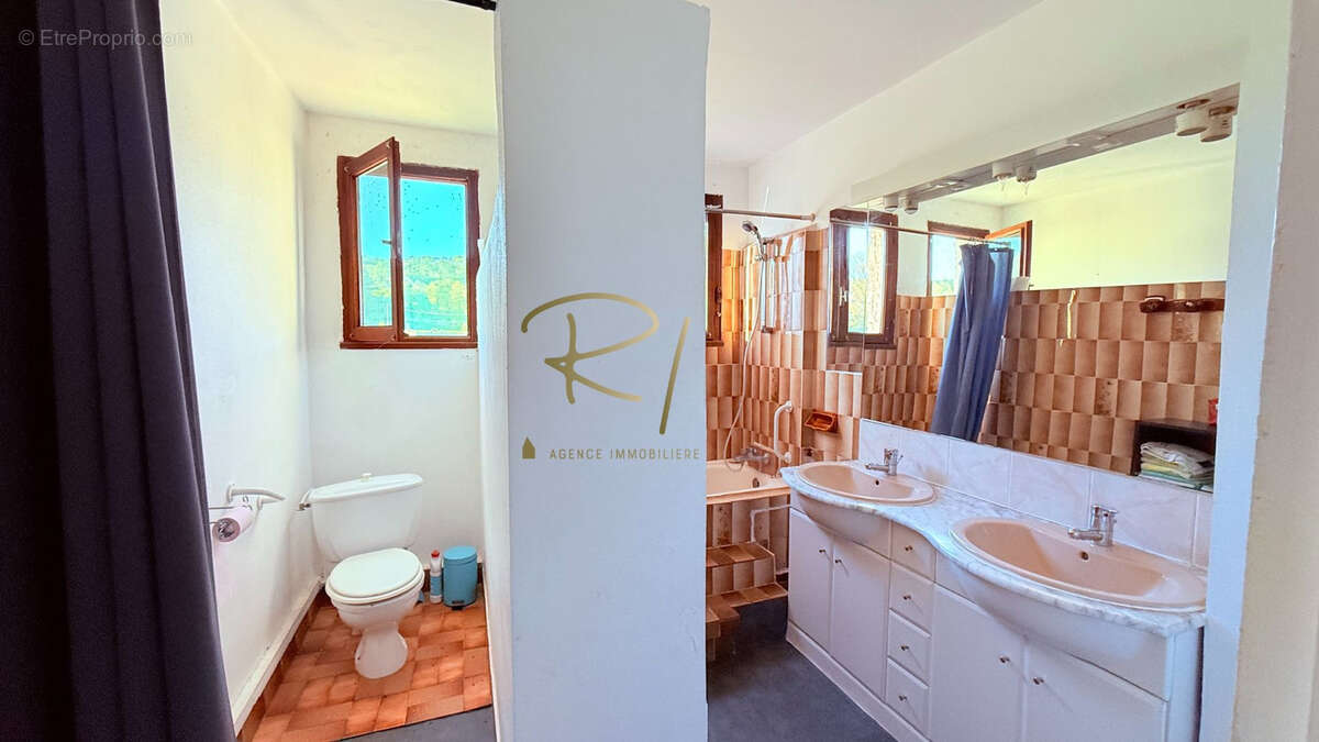 Maison à GOUDARGUES