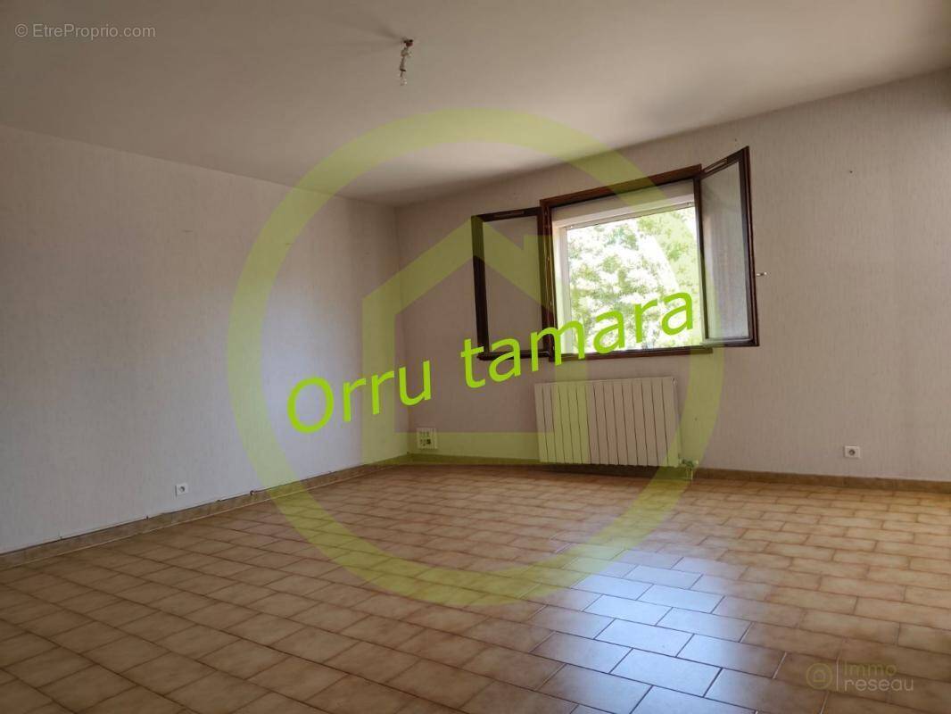 Appartement à AFA