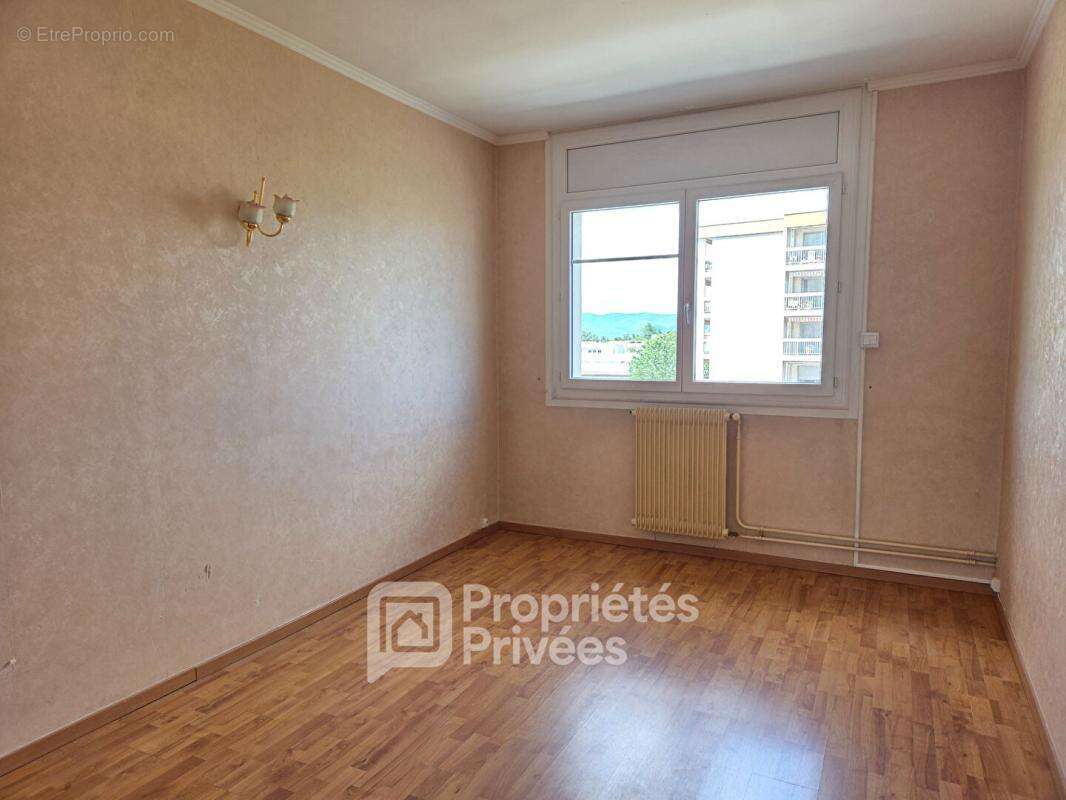 Appartement à MONTELIMAR