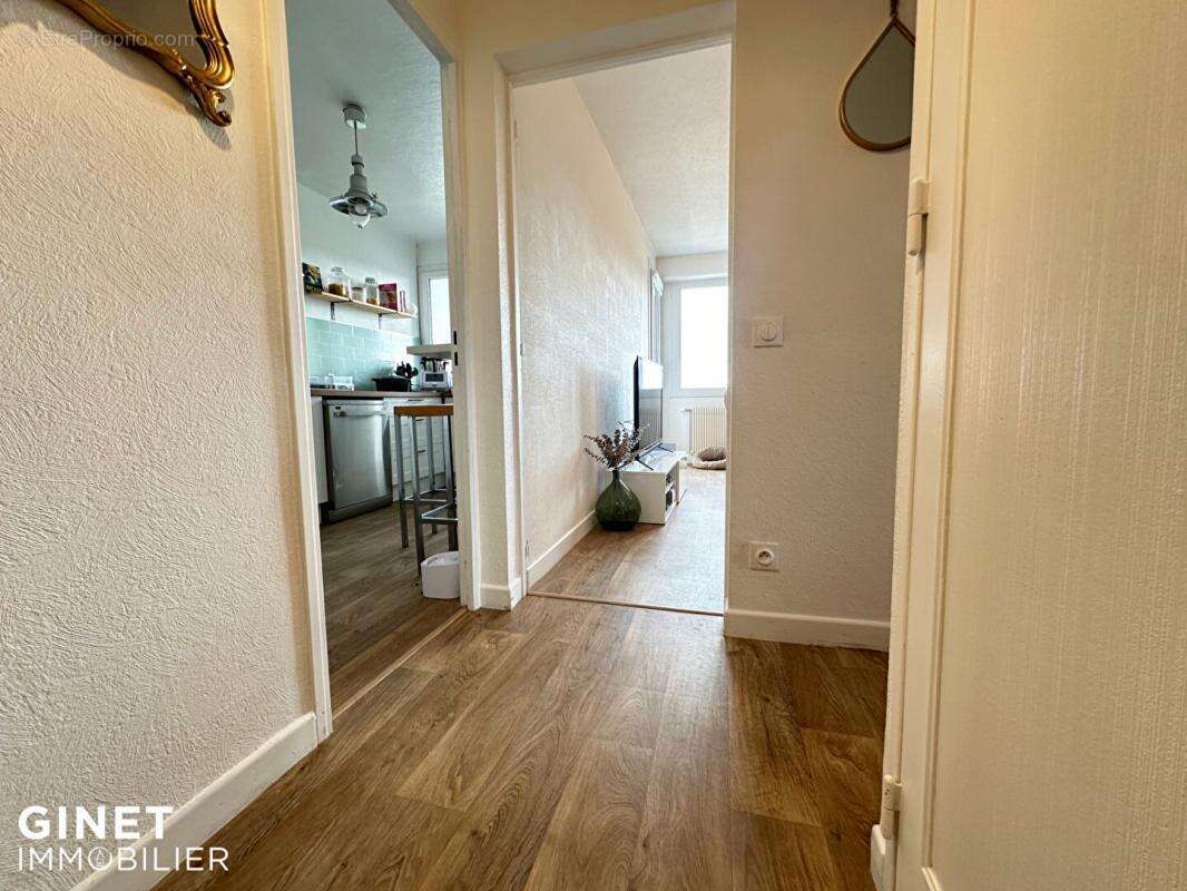 Appartement à RIORGES