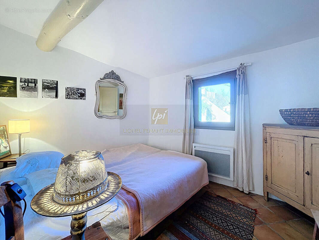 Maison à SAUMANE-DE-VAUCLUSE