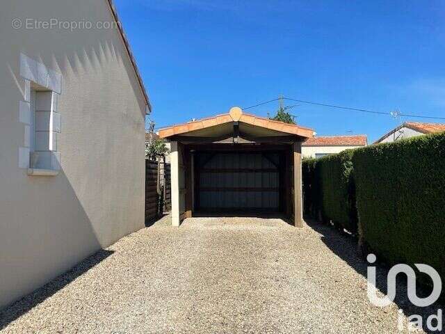 Photo 8 - Maison à LOUZY