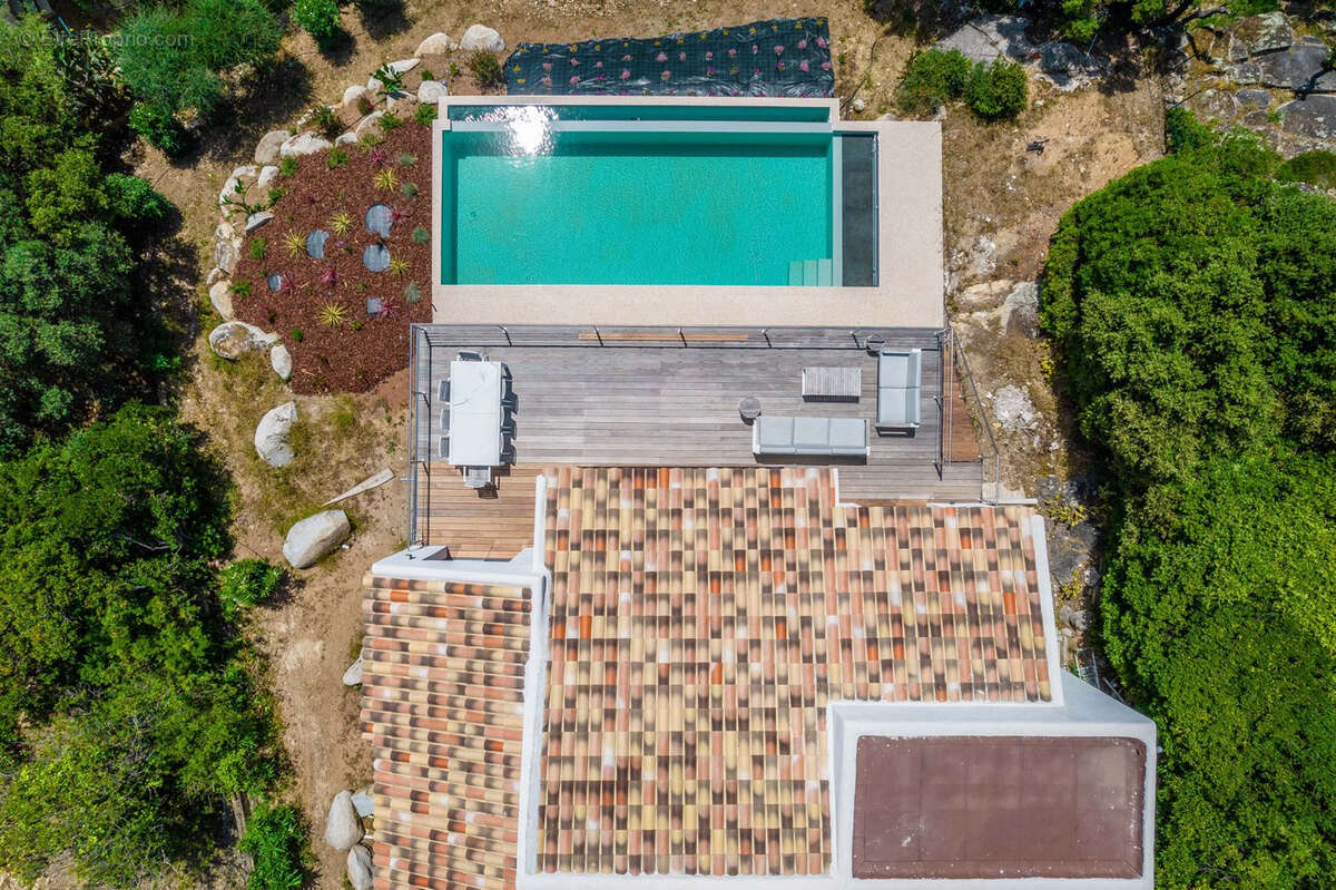 Maison à PORTO-VECCHIO