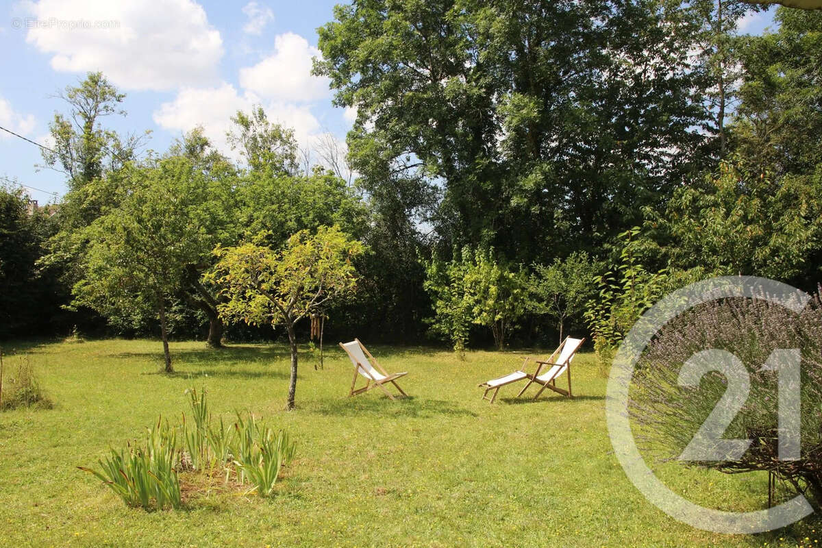 Maison 117 m² à Etais-La-Sauvin  - photo 7