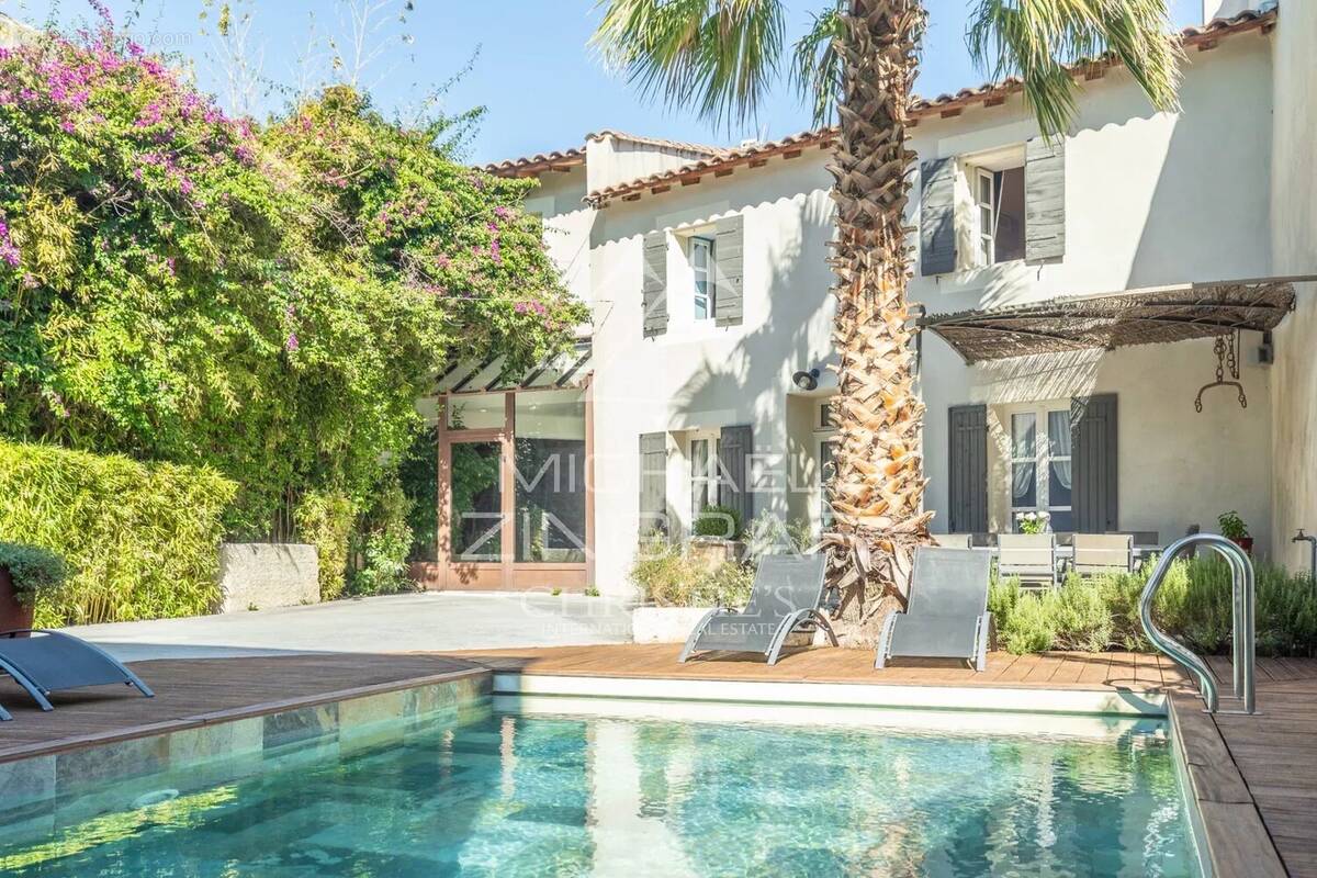 Maison à SAINT-REMY-DE-PROVENCE