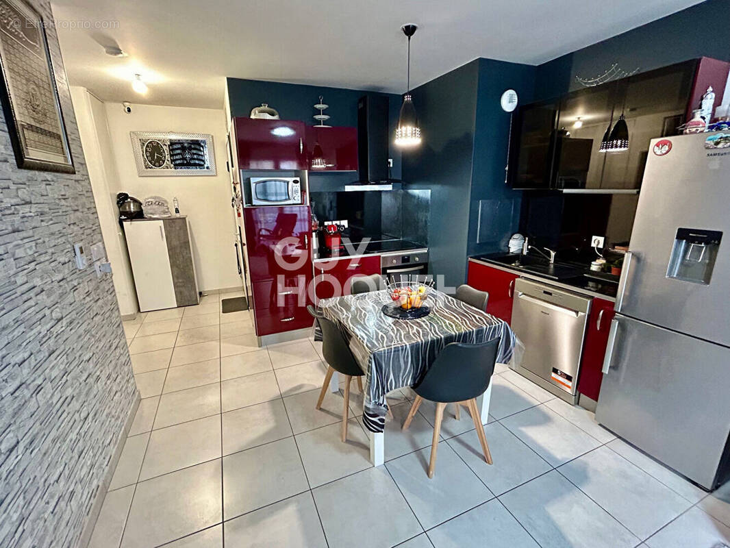 Appartement à LE BLANC-MESNIL