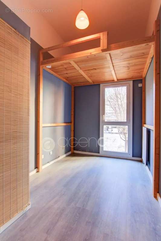 Appartement à VALBONNE