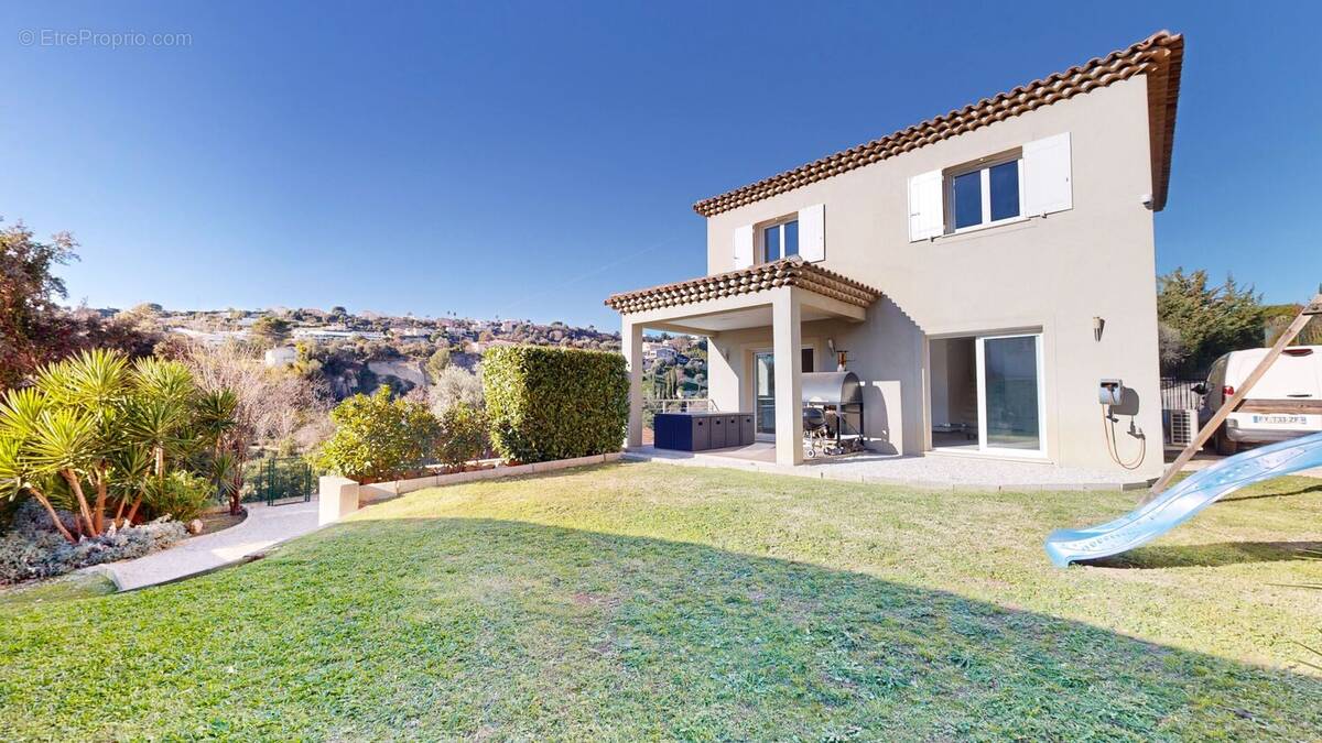 Photo 1 - Maison à NICE