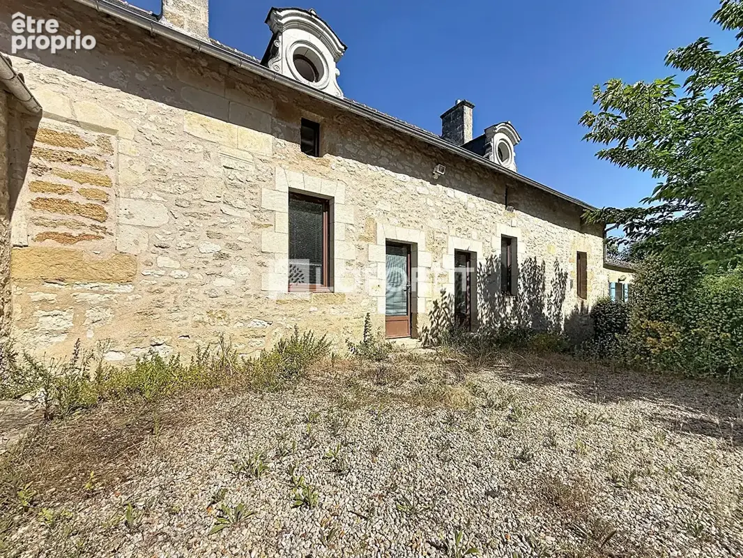 Entre saumur et angers / propriété de charme avec gîte, chambres d'hôtes et restaurant - photo 10