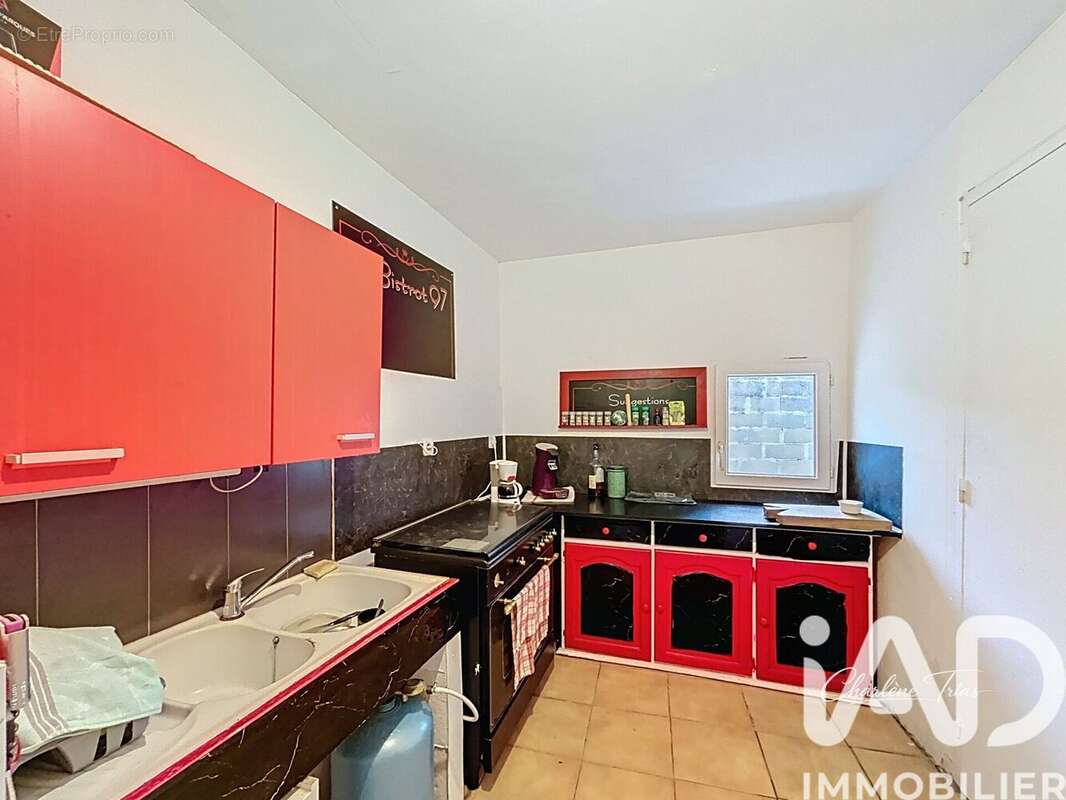 Photo 4 - Maison à SAINT-MEDARD-DE-GUIZIERES