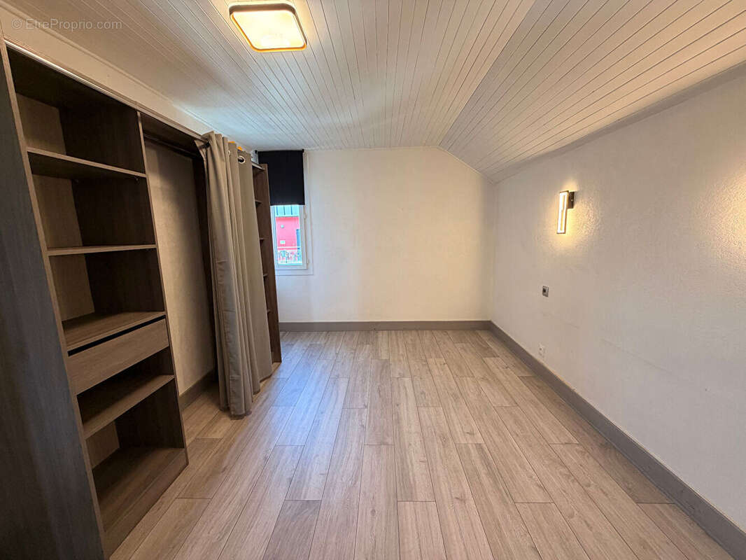 Appartement à SAINT-PIERRE-D'ALBIGNY