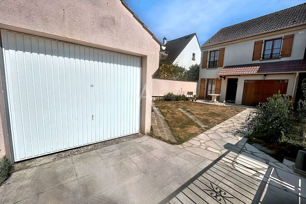 Maison Vitry Sur Seine 5 pièces - Le Plateau - 118 m2 - photo 12