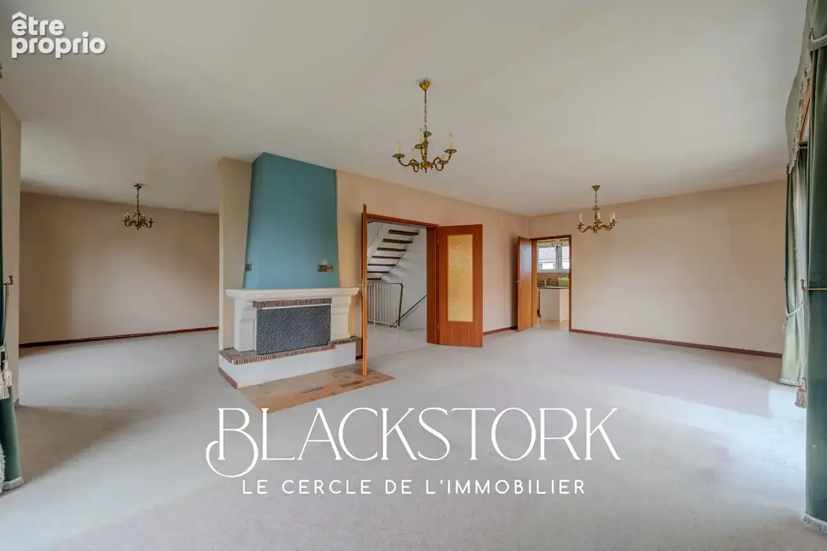 Maison spacieuse à fort potentiel - photo 2