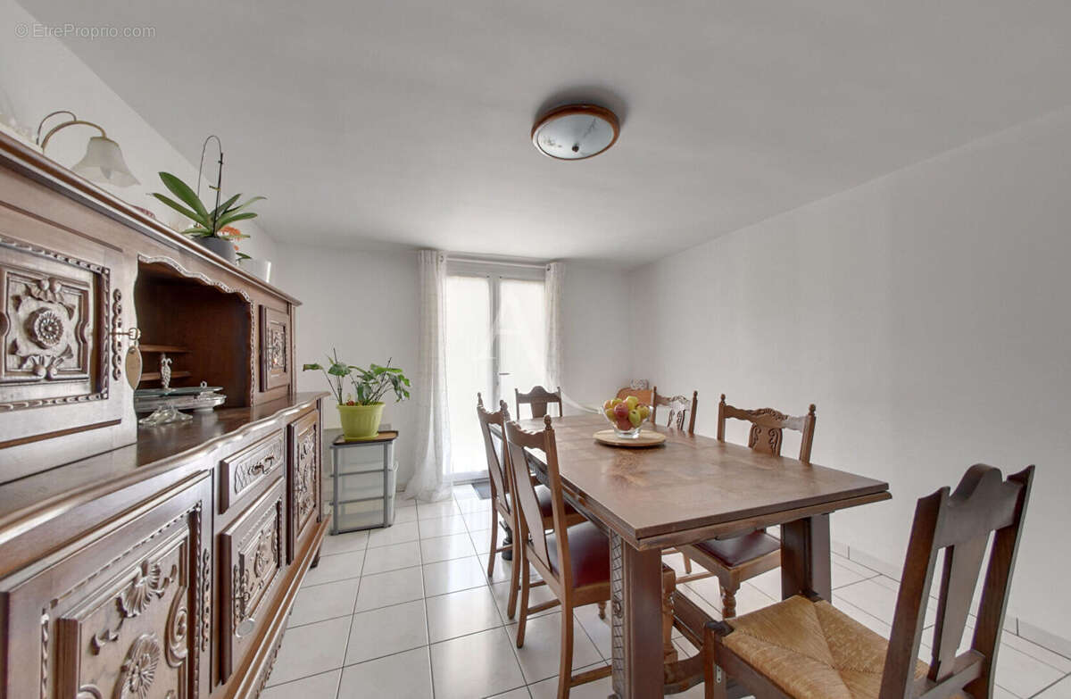 Maison Ozoir La Ferriere 170 m² - photo 3