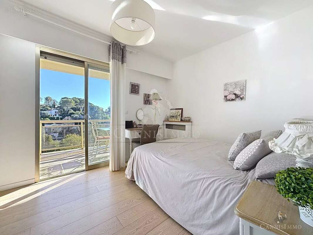 Appartement à LE CANNET