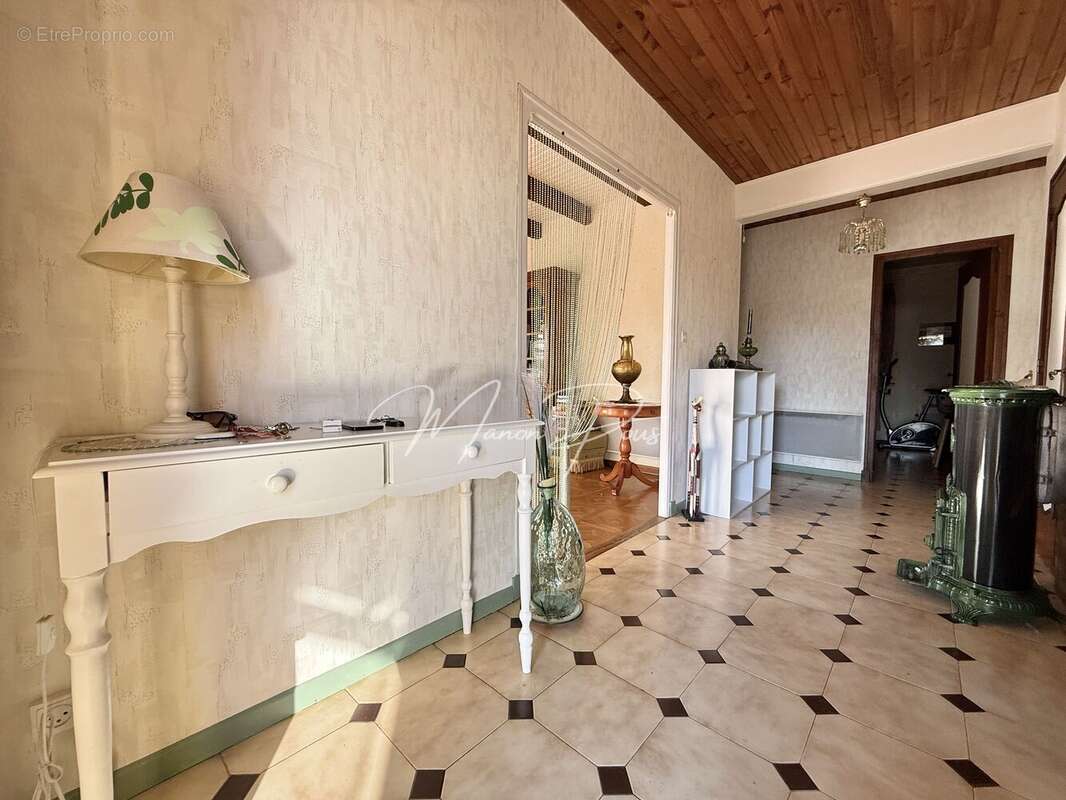 Maison 150 m² à Rodes  - photo 14
