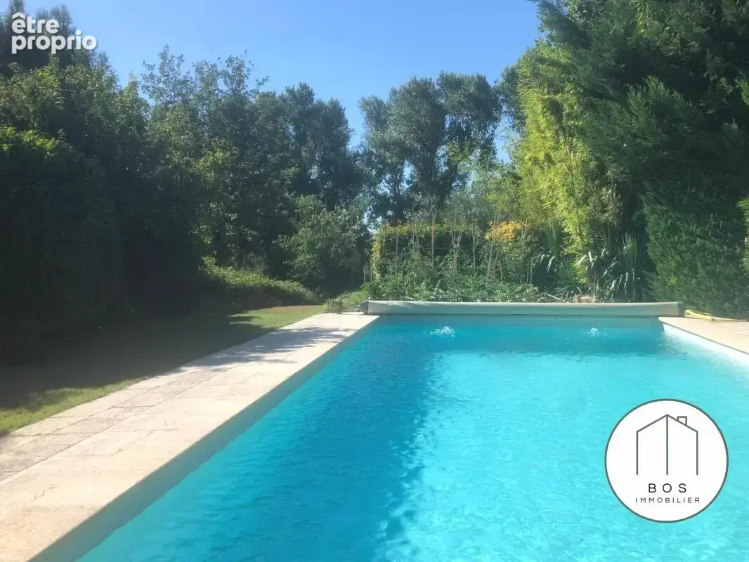 Bâtisse en pierres avec piscine - photo 14