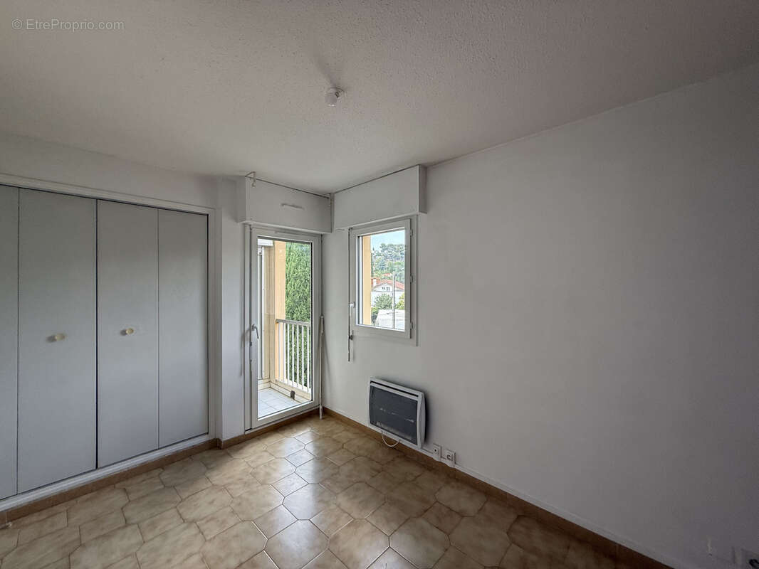 Appartement t3 proche jardins de la fontaine - photo 7