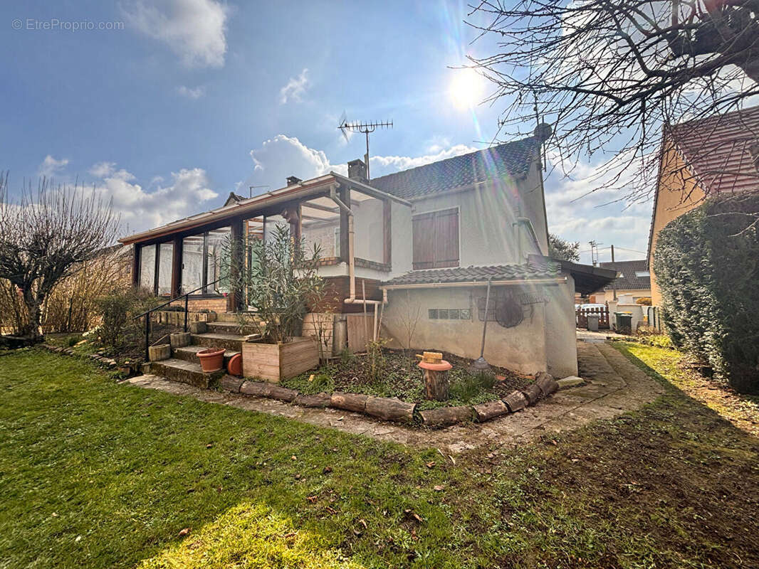 Maison à MITRY-MORY