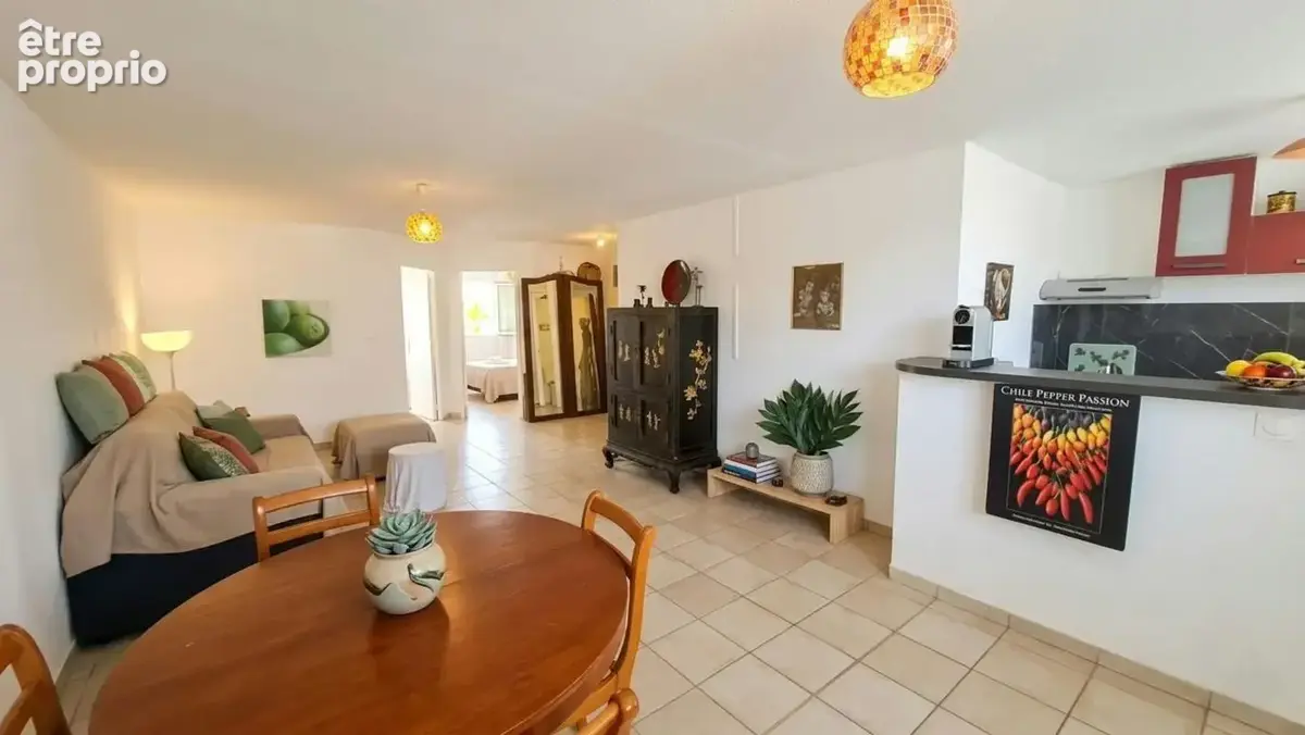 A vendre : appartement t3 au moule (97160) - photo 1