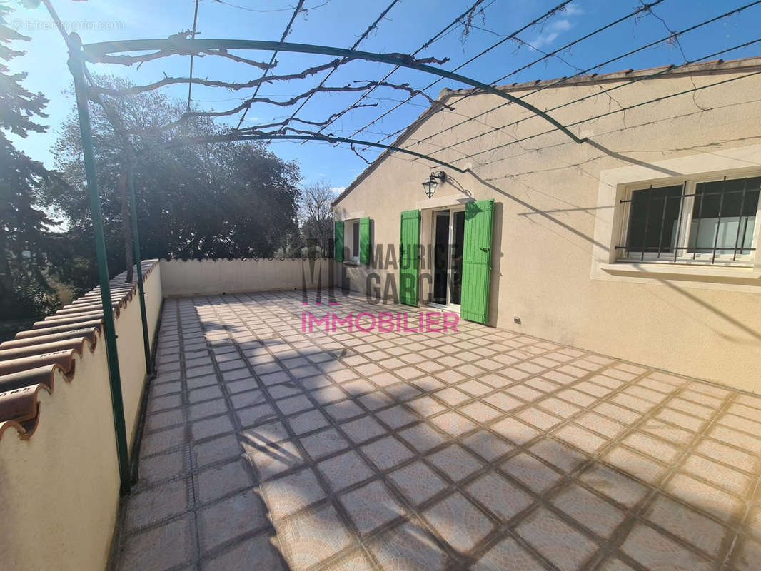 Maison à LE BARROUX