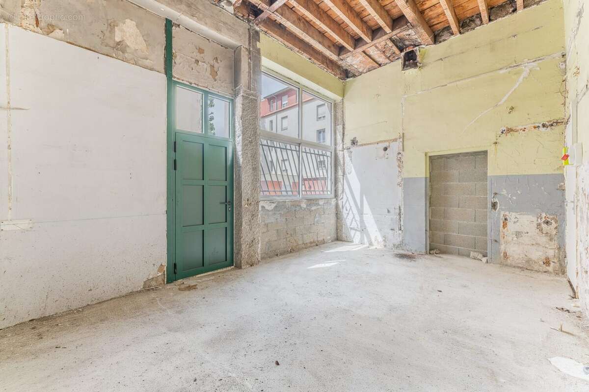Appartement à OULLINS