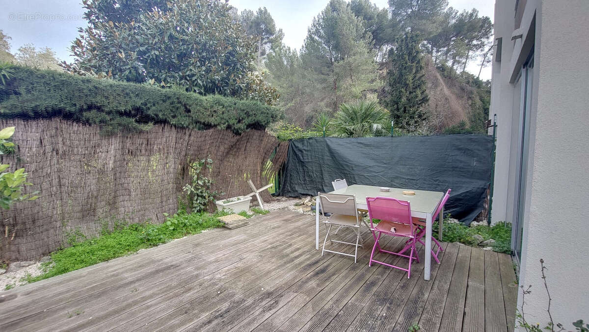 Appartement à LE CANNET