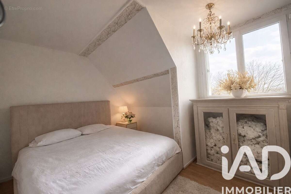 Photo 2 - Appartement à BOISSY-SAINT-LEGER