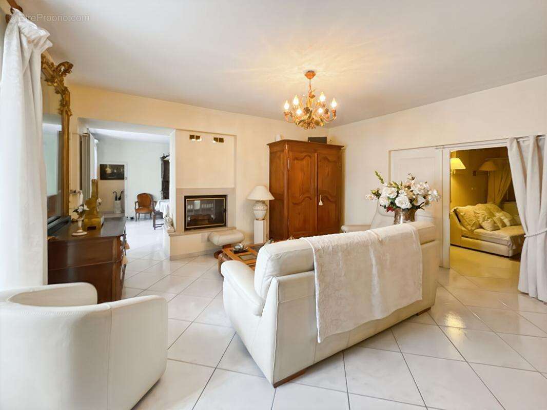 Maison à PORT-LESNEY