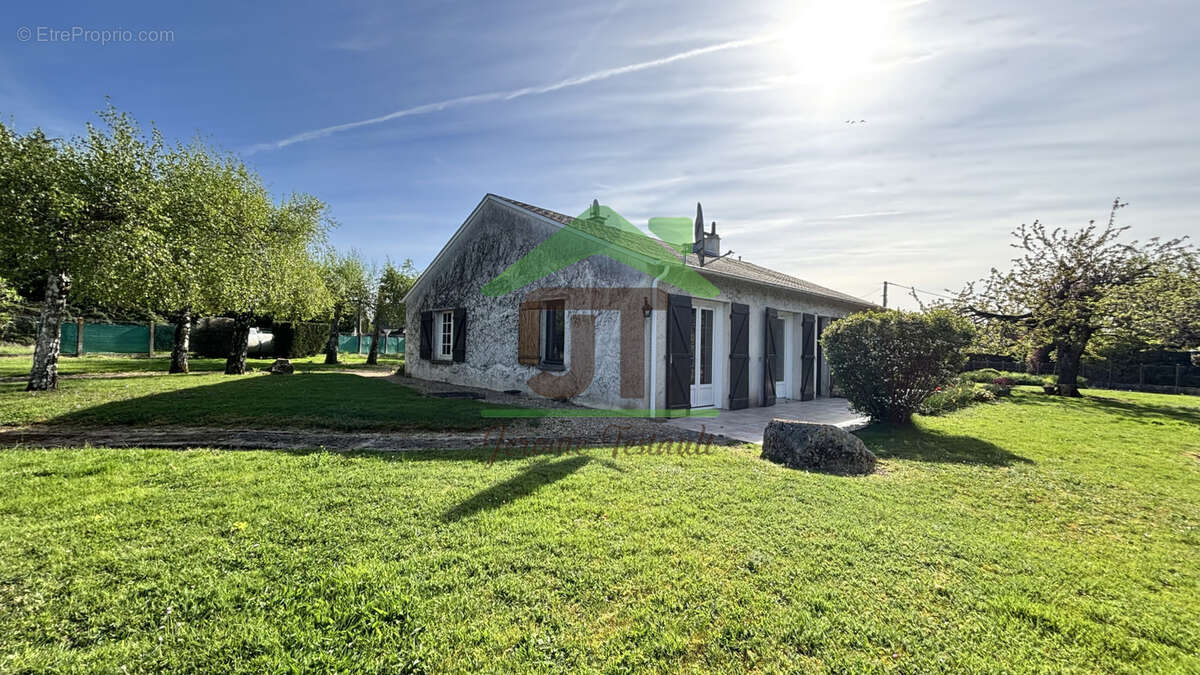Maison à CLOYES-SUR-LE-LOIR