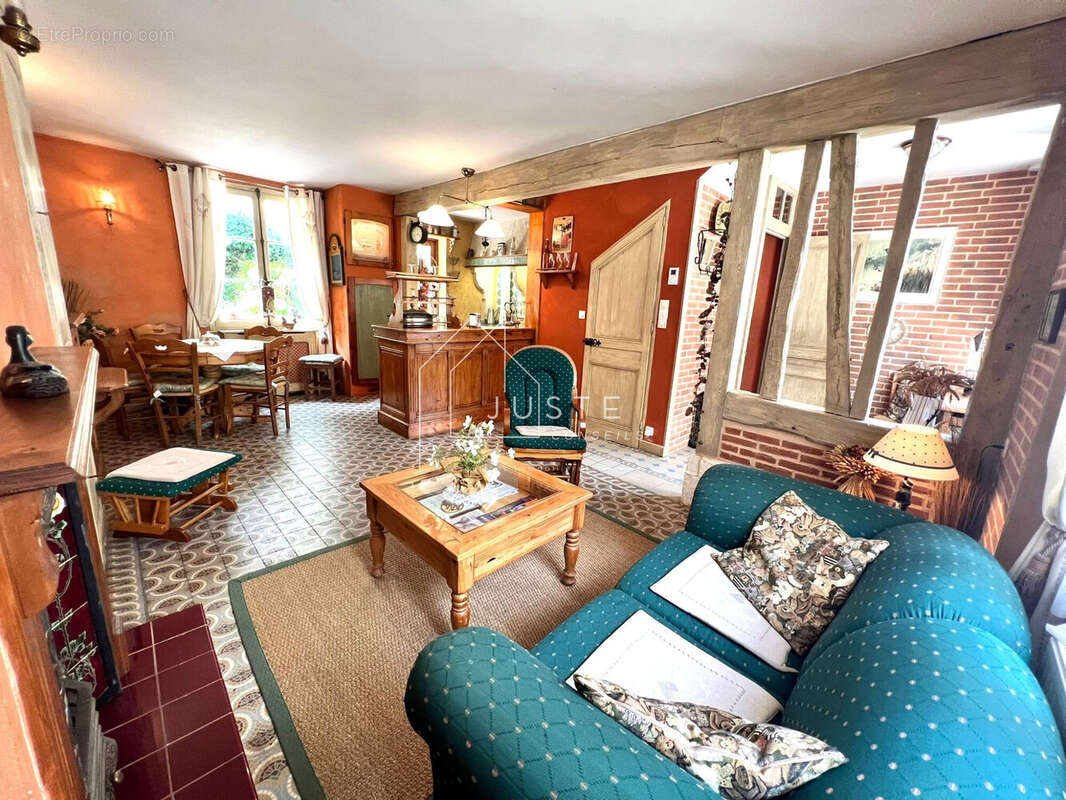 Maison à LA BOUILLE