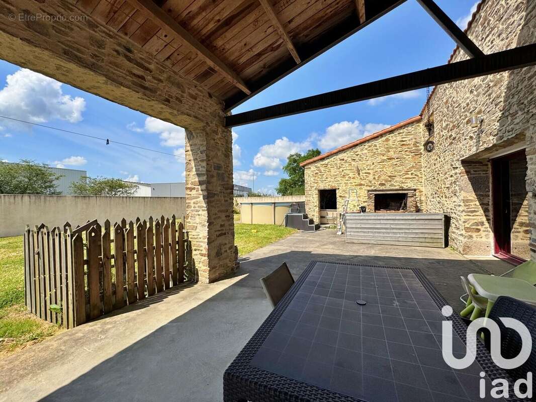 Photo 3 - Maison à MONTAIGU